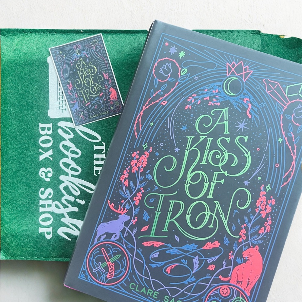 Bookish Box A Kiss of Iron Exclusive Edition – New w/ Felt Bag & Sticker